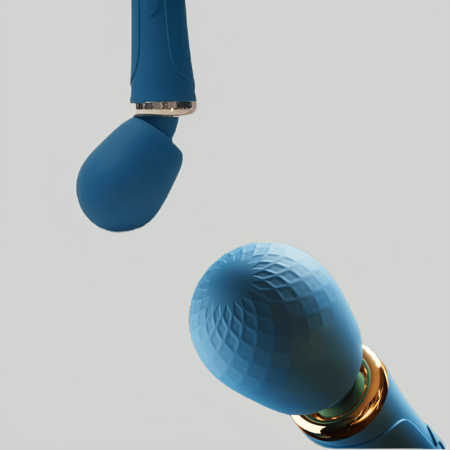 360° rotating head demonstration, featuring a corrugated design for enhanced vibration and flexible fit to sensitive areas.
