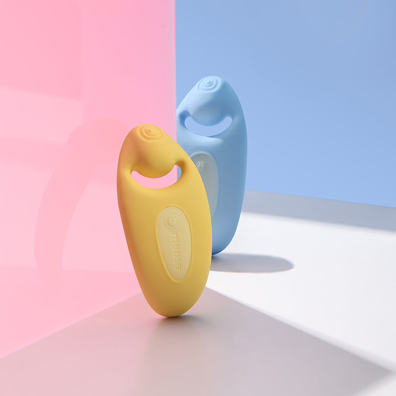 Three color comparisons: girly pink, sky blue, and cream yellow to suit different preferences