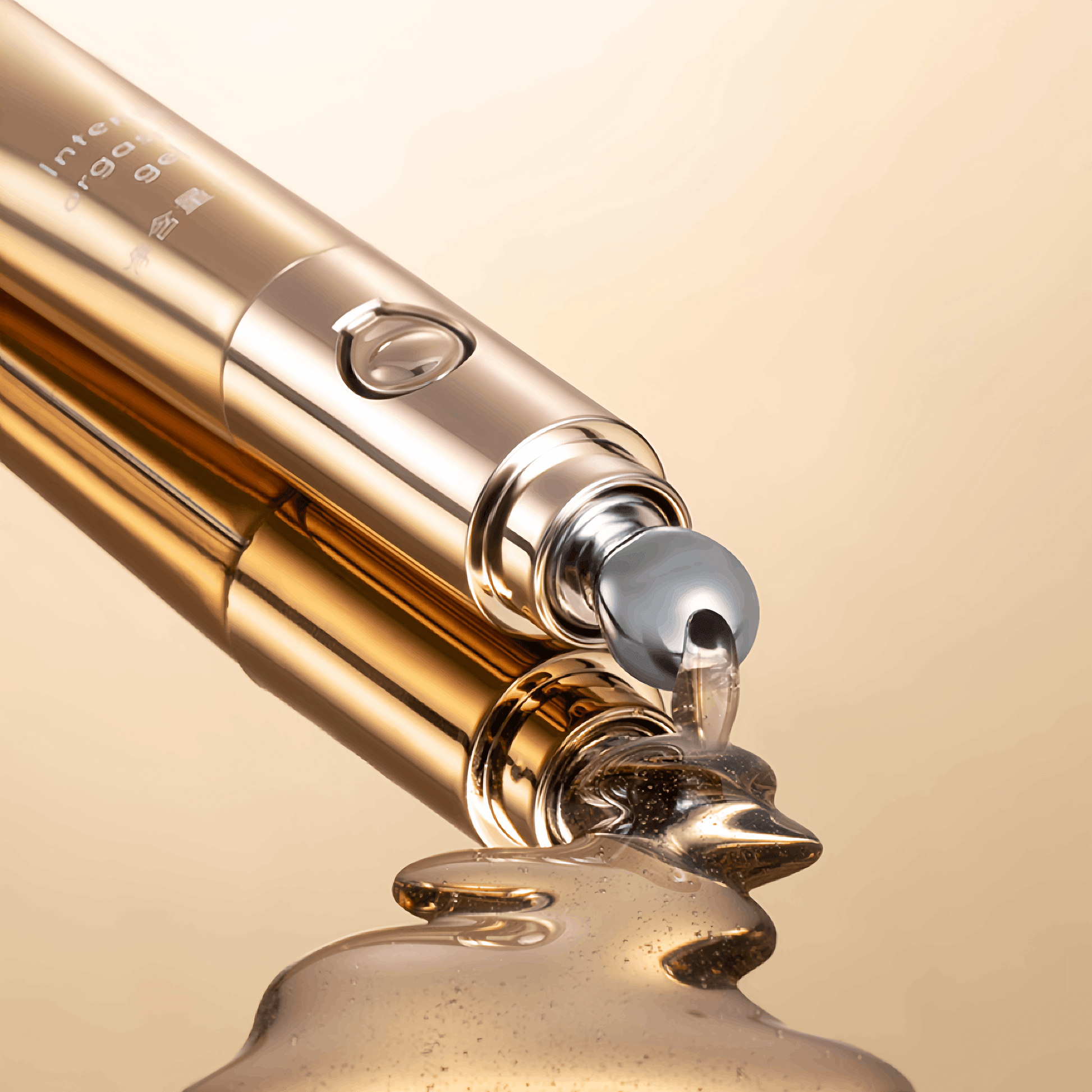 Water-based lubricant formula mimics the body's natural secretions, enhancing lubrication and reducing dryness and discomfort.