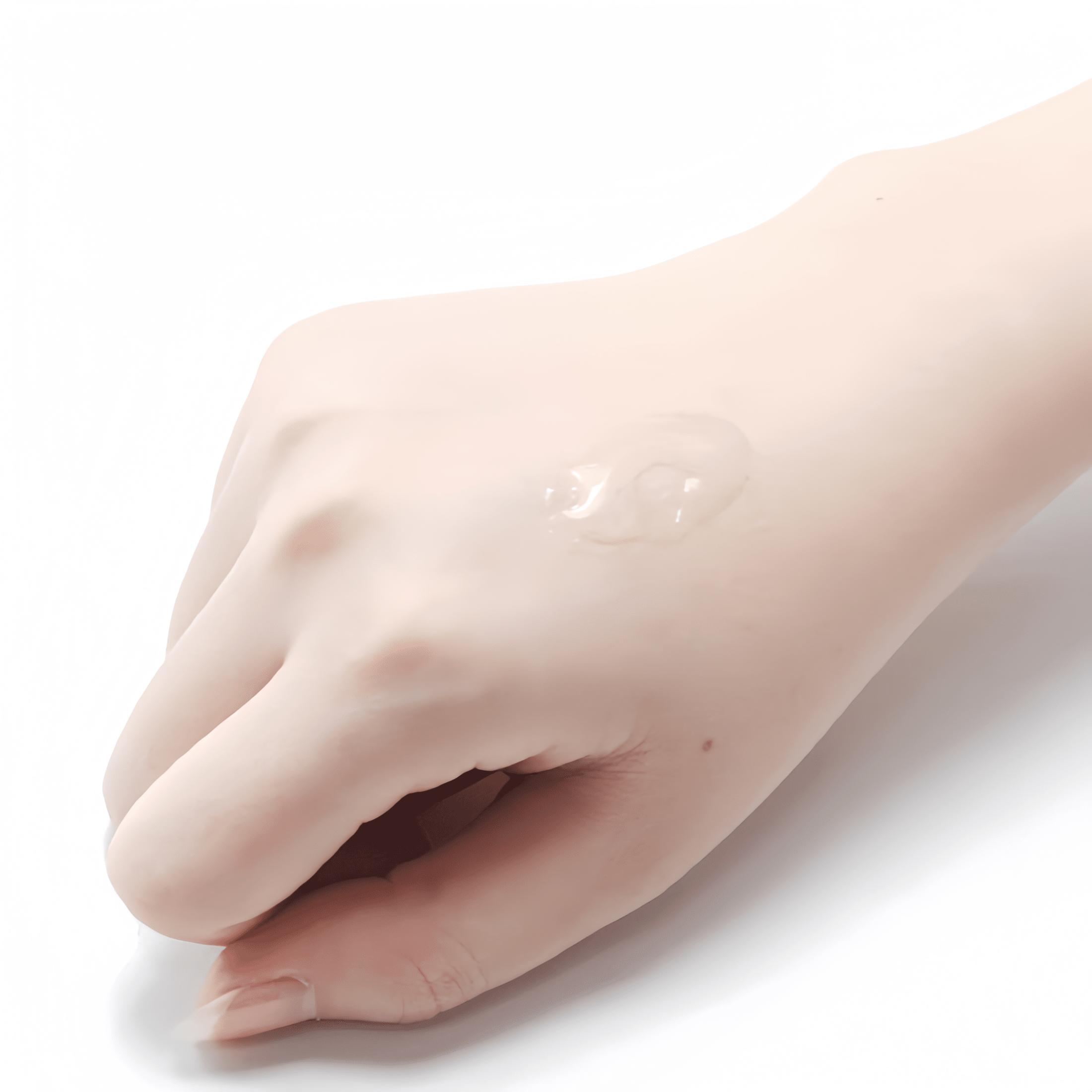 Certified non-irritating - Alcohol-free and fragrance-free, suitable for sensitive skin